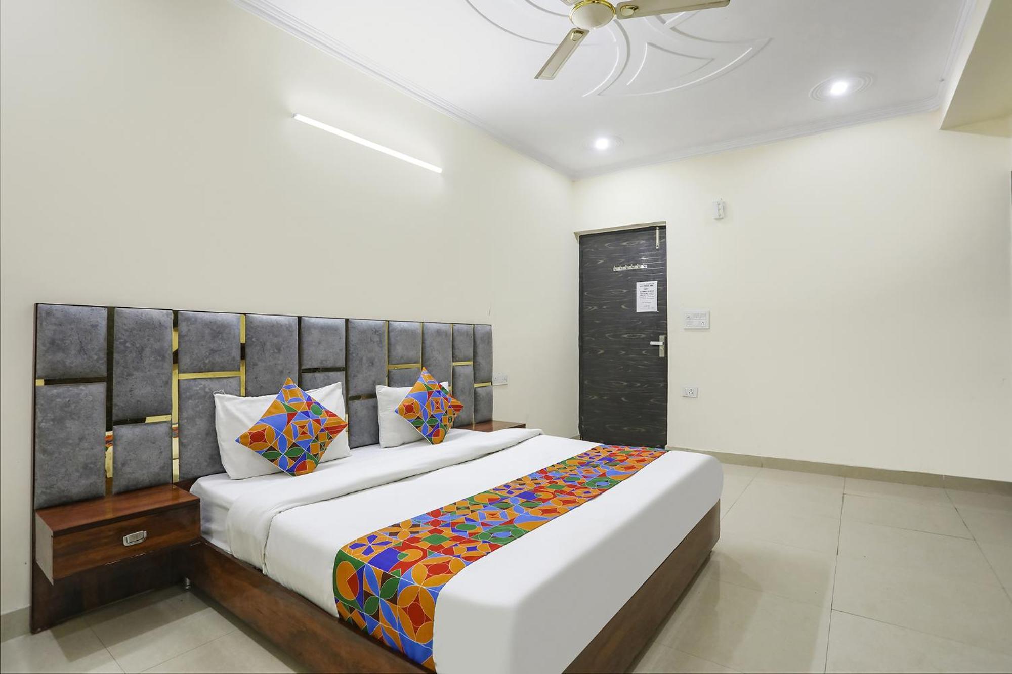 Fabexpress Asp Royal Residency Inn- Janakpuri Delhi  Extérieur photo