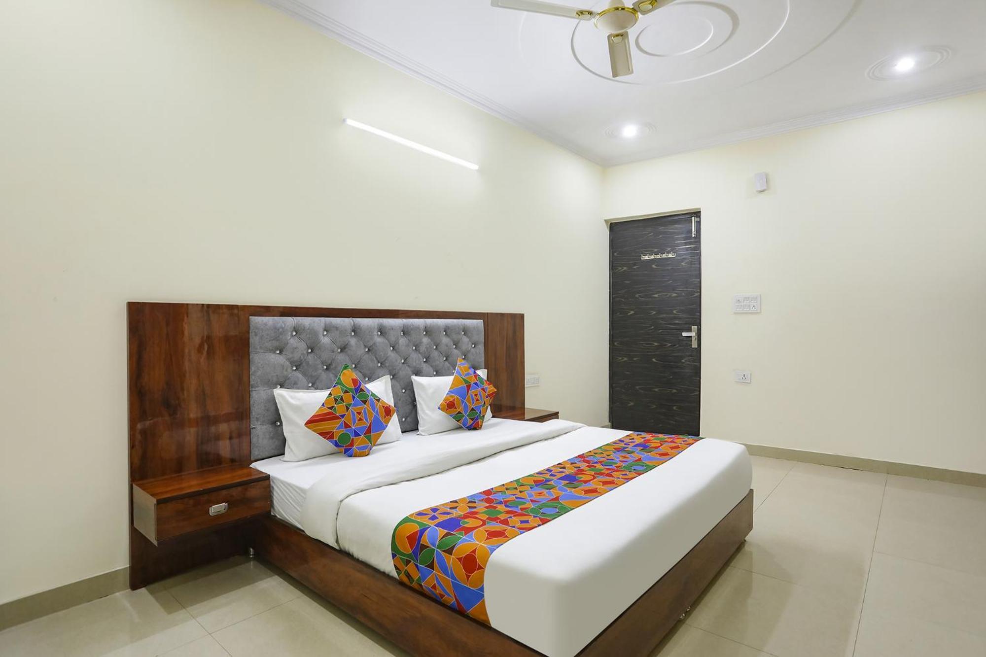 Fabexpress Asp Royal Residency Inn- Janakpuri Delhi  Extérieur photo