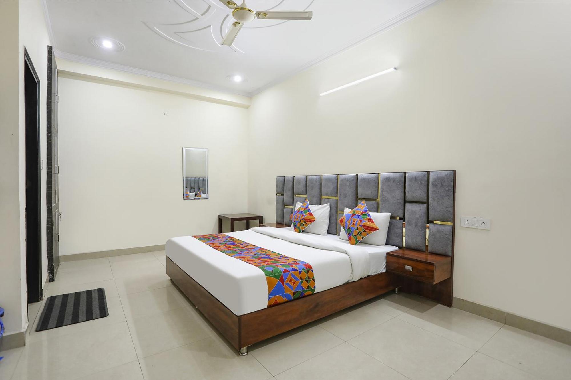 Fabexpress Asp Royal Residency Inn- Janakpuri Delhi  Extérieur photo