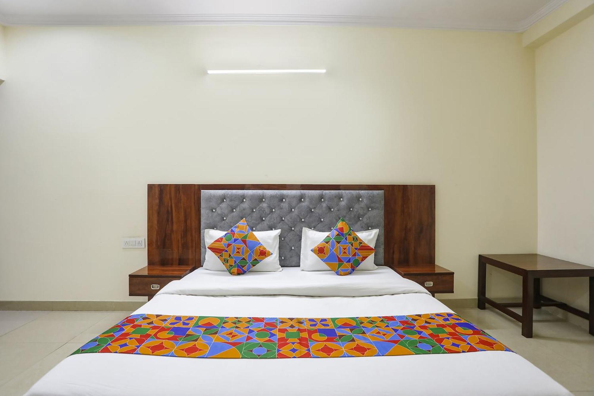 Fabexpress Asp Royal Residency Inn- Janakpuri Delhi  Extérieur photo