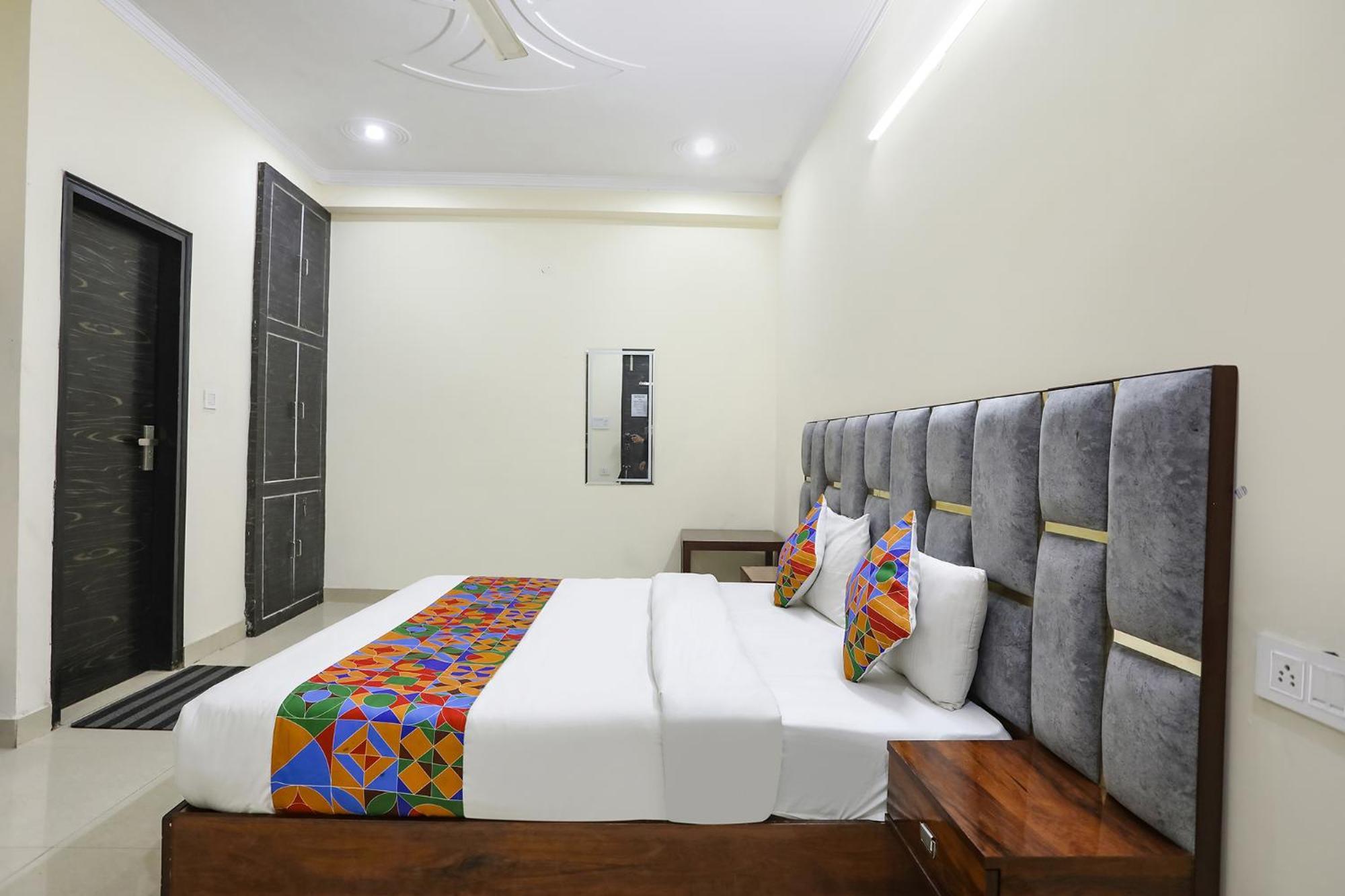 Fabexpress Asp Royal Residency Inn- Janakpuri Delhi  Extérieur photo